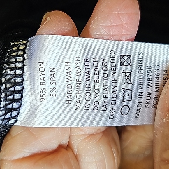 JOHNNY Premium designed in Californication. Black Wide bell bottoms size XS. NWT - Picture 6 of 6